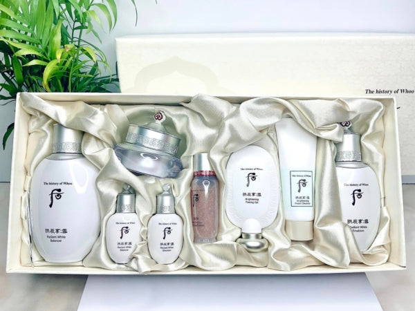 The History of Whoo Radiant Whitening Special Set 8